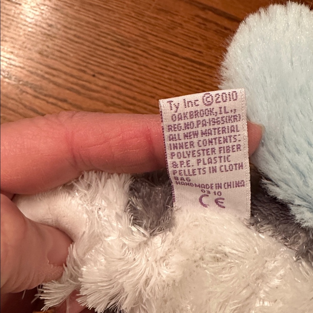 Ty Beanie Boo Plush Husky with Blue and White Fur named slush with tags - Picture 4 of 5